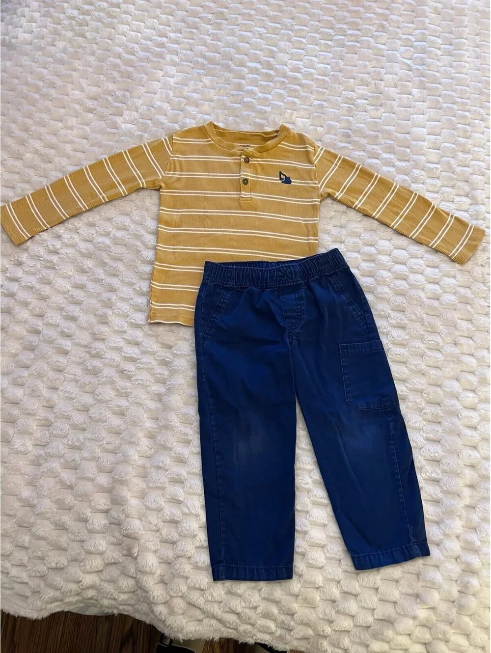 Carter’s Toddler Boy 2-Piece Striped Henley Top & Canvas Pant Set (3T)